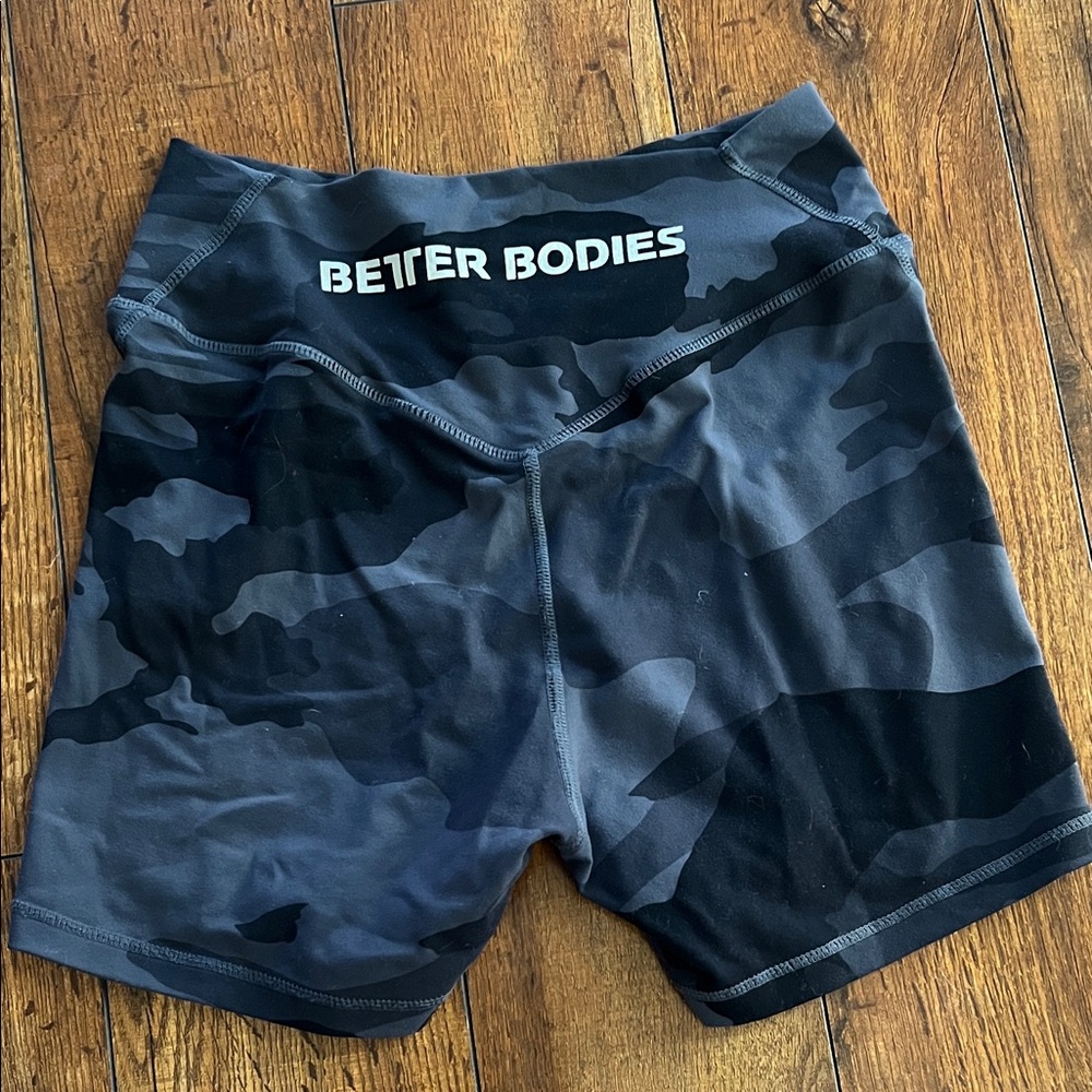 BETTER BODIES Black and Gray Camo Athletic Shorts